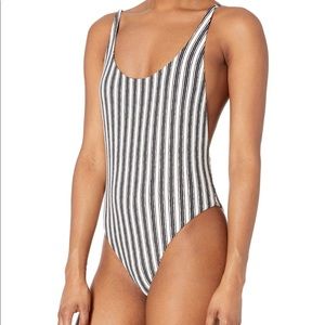 LIKE NEW — Billabong Women's One Piece Swim